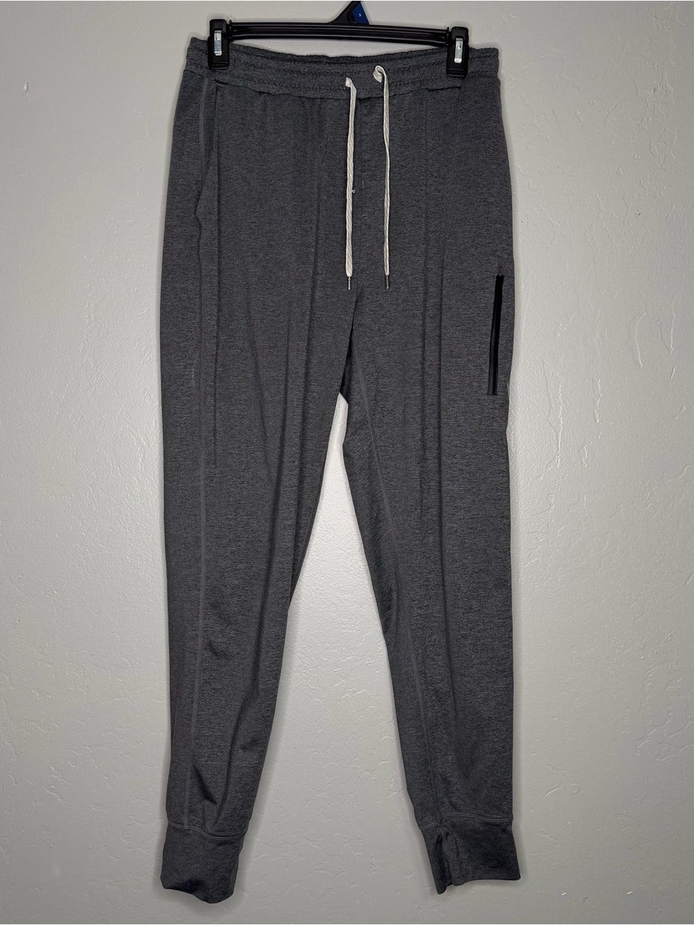Vuori Mens Grey Jogger Sweatpants Sz M